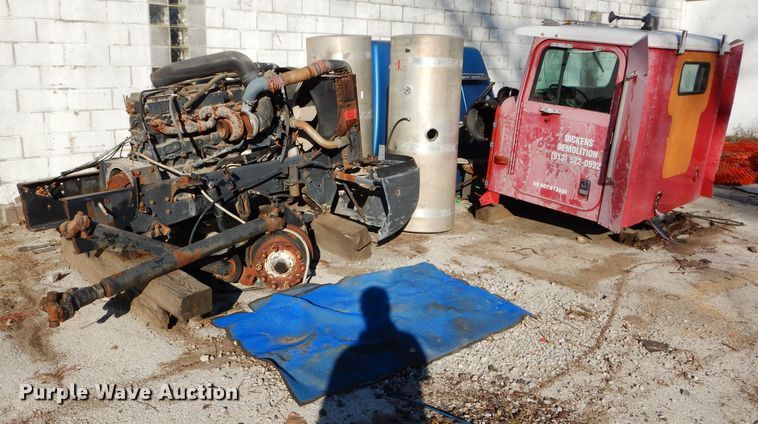 image for item DM0711 International  truck parts