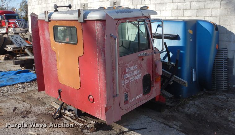 image for item DM0711 International  truck parts