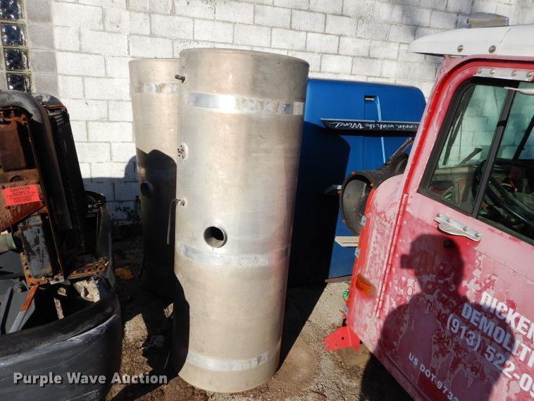 image for item DM0711 International  truck parts