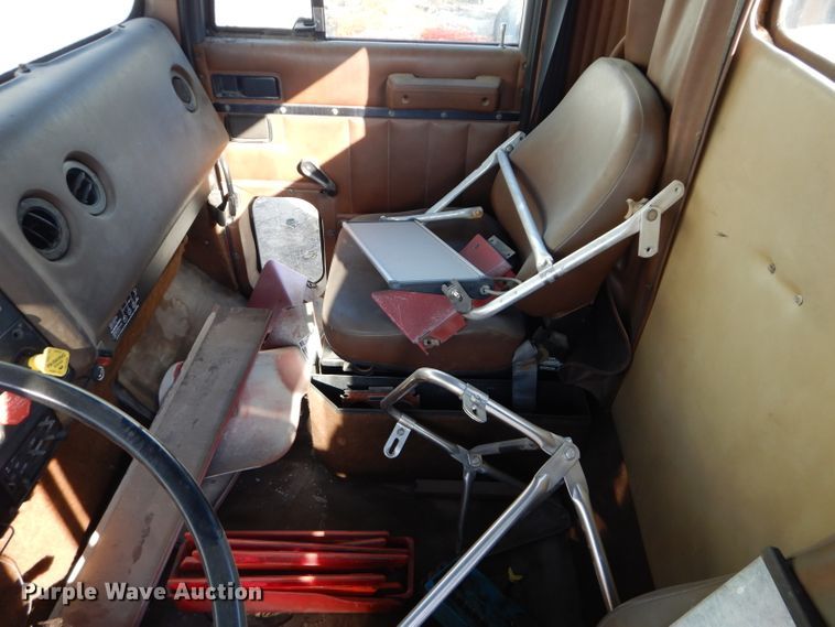 image for item DM0711 International  truck parts