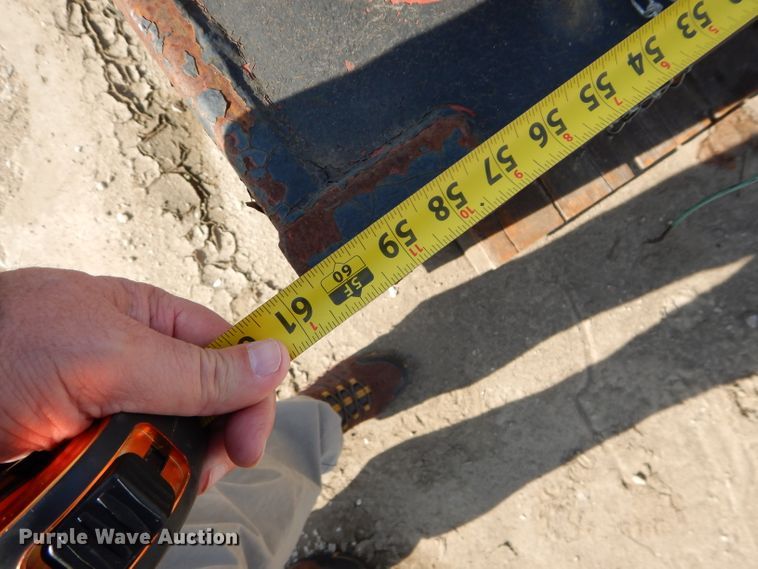 image for item DM0712 (2) auxiliary fuel tanks