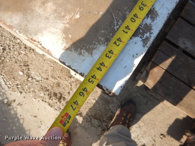 image for item DM0712 (2) auxiliary fuel tanks