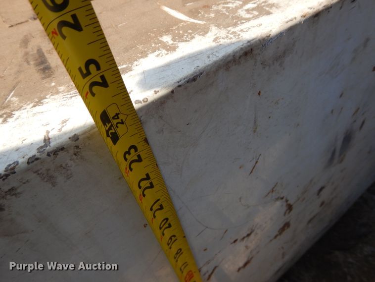 image for item DM0712 (2) auxiliary fuel tanks