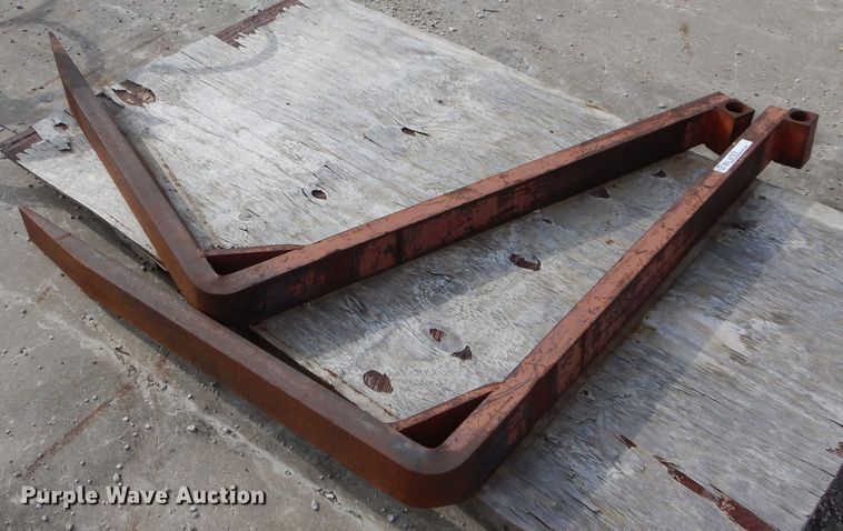 image for item DM0713 (3) pieces of ag equipment