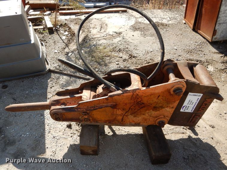 image for item DM0717 Stanley MB550  breaker