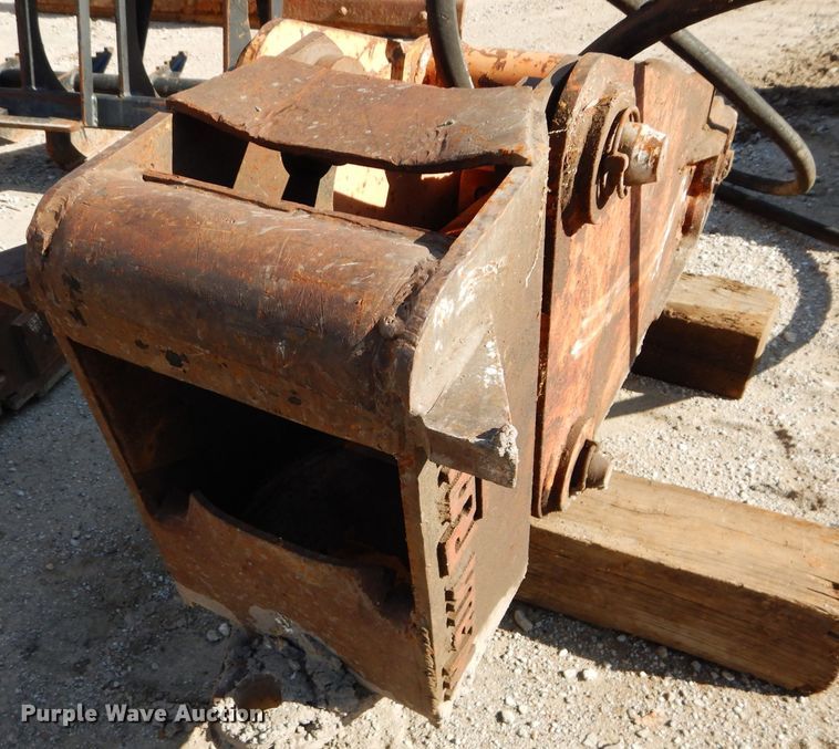 image for item DM0717 Stanley MB550  breaker