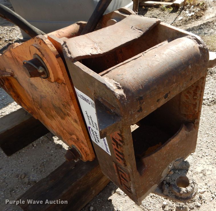 image for item DM0717 Stanley MB550  breaker