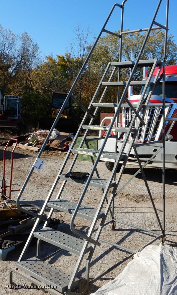 image for item DM0719 Warehouse ladder