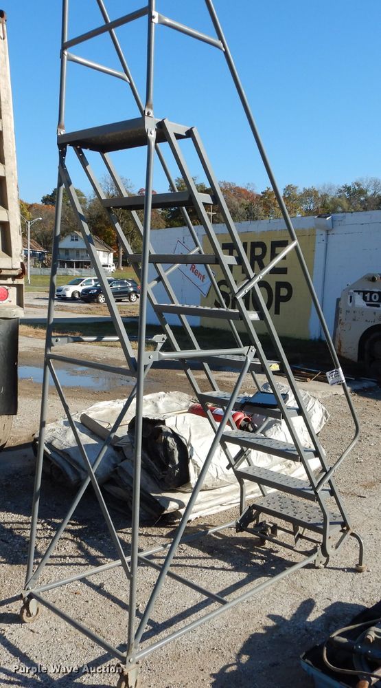 image for item DM0719 Warehouse ladder