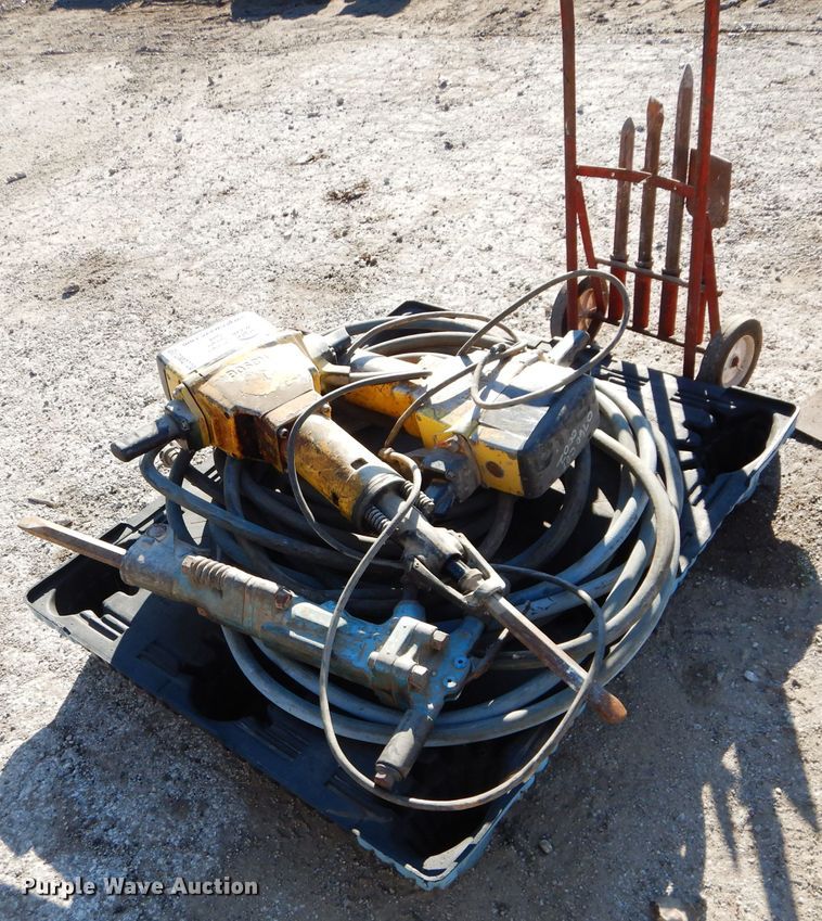 image for item DM0720 (3) jack hammers