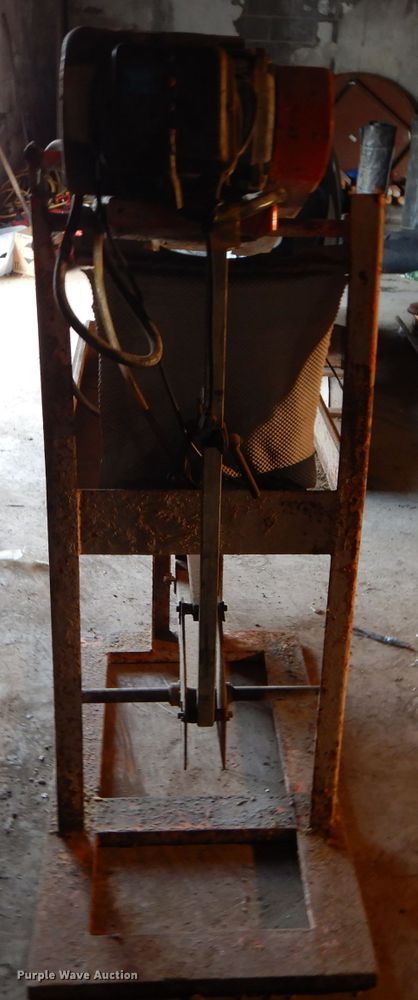 image for item DM0723 Norton BBL-34-SY  masonry saw