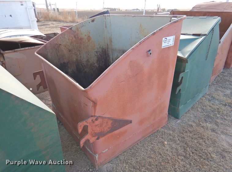 image for item DN0071 (18) dumpsters