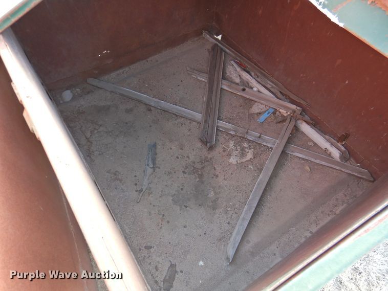 image for item DN0071 (18) dumpsters