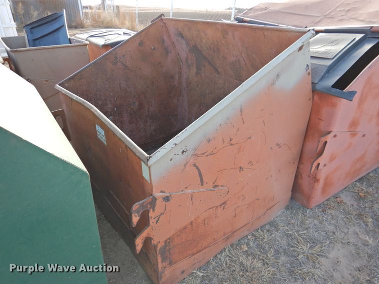 image for item DN0071 (18) dumpsters