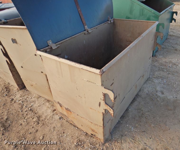 image for item DN0071 (18) dumpsters
