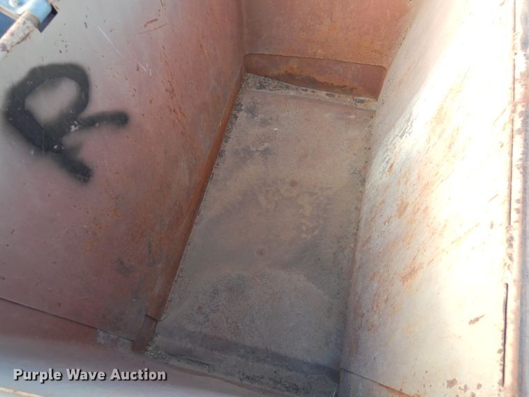 image for item DN0071 (18) dumpsters