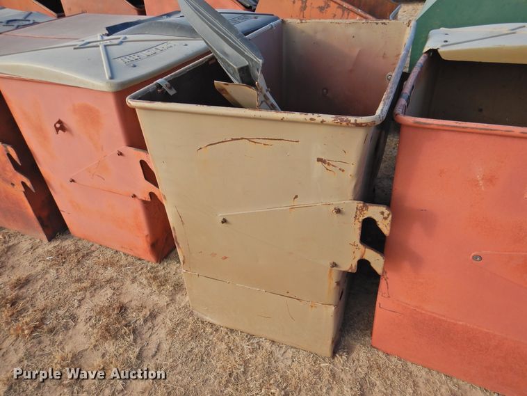 image for item DN0071 (18) dumpsters