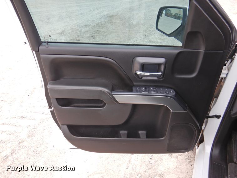 image for item DN0076 2016 Chevrolet Silverado 1500  Double Cab pickup truck