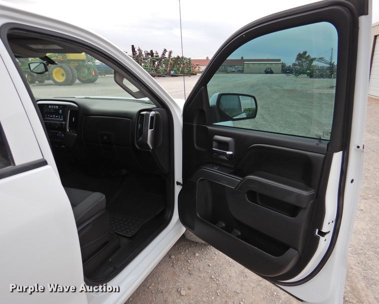 image for item DN0076 2016 Chevrolet Silverado 1500  Double Cab pickup truck