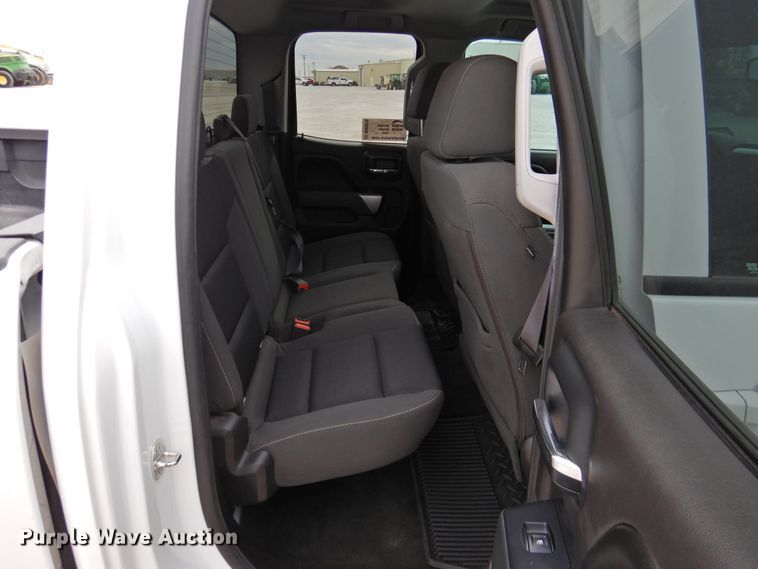 image for item DN0076 2016 Chevrolet Silverado 1500  Double Cab pickup truck