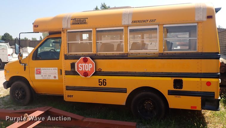 image for item DN1941 2002 Ford Econoline E350 Super Duty  school bus