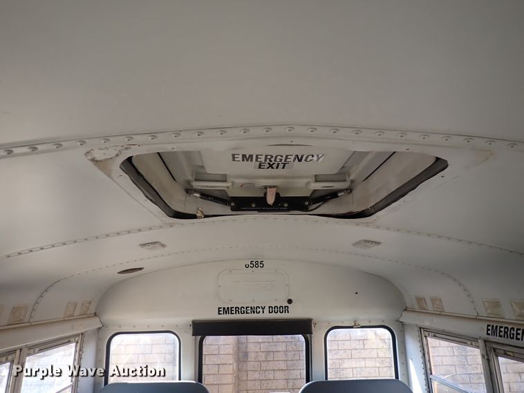 image for item DN1941 2002 Ford Econoline E350 Super Duty  school bus