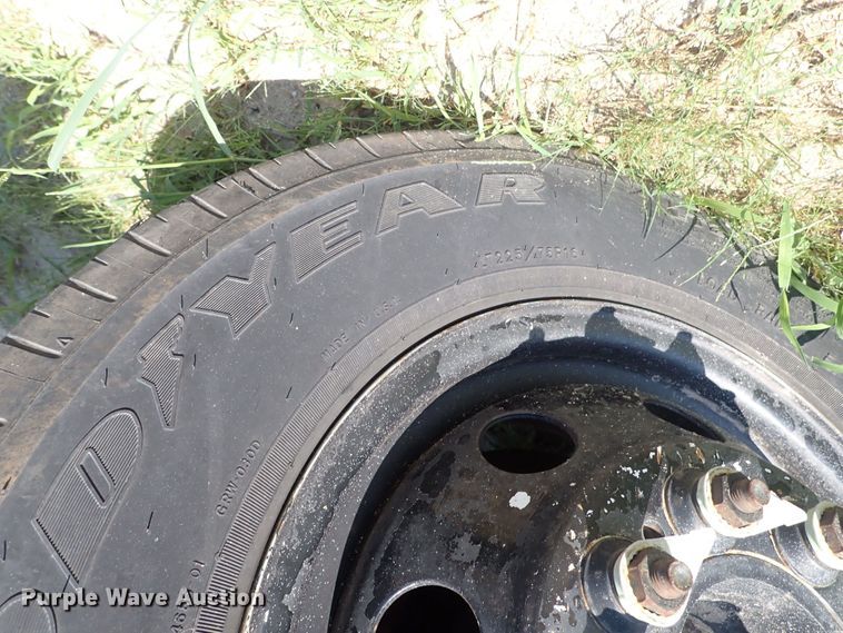 image for item DN1941 2002 Ford Econoline E350 Super Duty  school bus