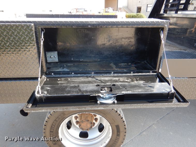 image for item DN5327 2009 Dodge Ram 5500HD  flatbed truck