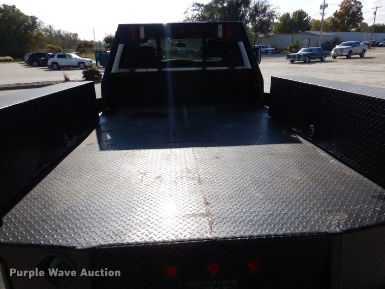 image for item DN5327 2009 Dodge Ram 5500HD  flatbed truck