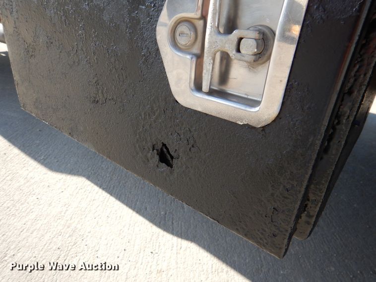 image for item DN5327 2009 Dodge Ram 5500HD  flatbed truck