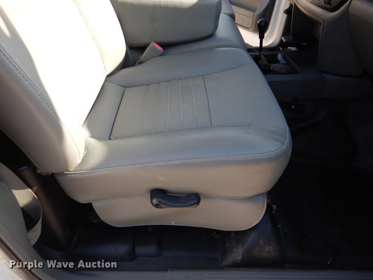 image for item DN5327 2009 Dodge Ram 5500HD  flatbed truck