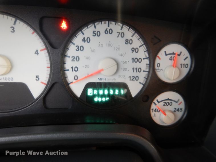 image for item DN5327 2009 Dodge Ram 5500HD  flatbed truck