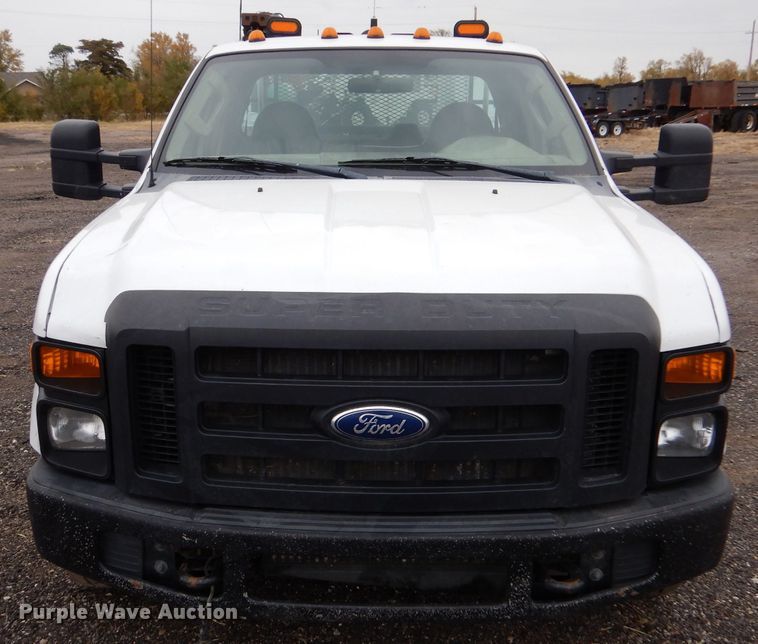 image for item DN5338 2009 Ford F350 Super Duty  SuperCab utility bed pickup truck