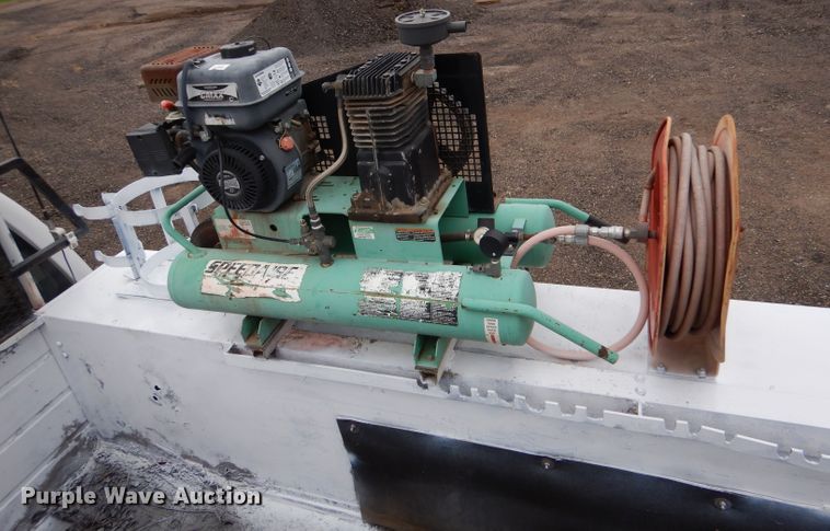 image for item DN5338 2009 Ford F350 Super Duty  SuperCab utility bed pickup truck