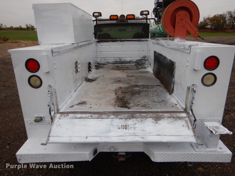 image for item DN5338 2009 Ford F350 Super Duty  SuperCab utility bed pickup truck