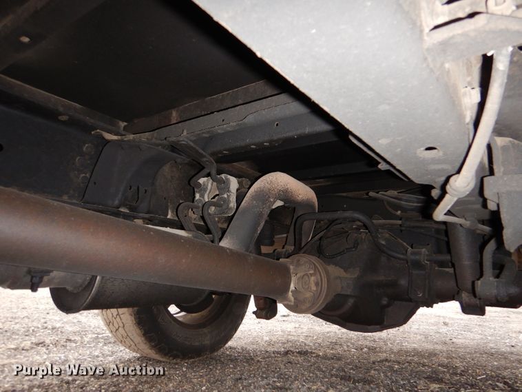 image for item DN5338 2009 Ford F350 Super Duty  SuperCab utility bed pickup truck