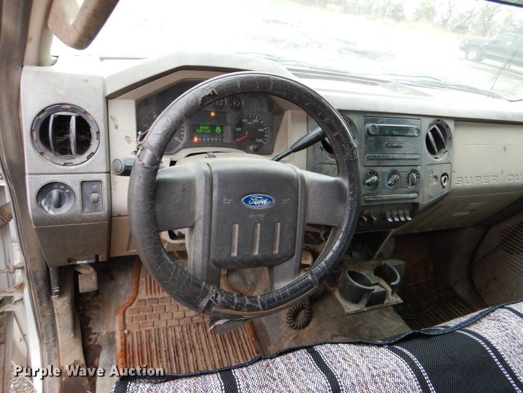 image for item DN5338 2009 Ford F350 Super Duty  SuperCab utility bed pickup truck