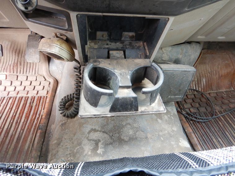 image for item DN5338 2009 Ford F350 Super Duty  SuperCab utility bed pickup truck