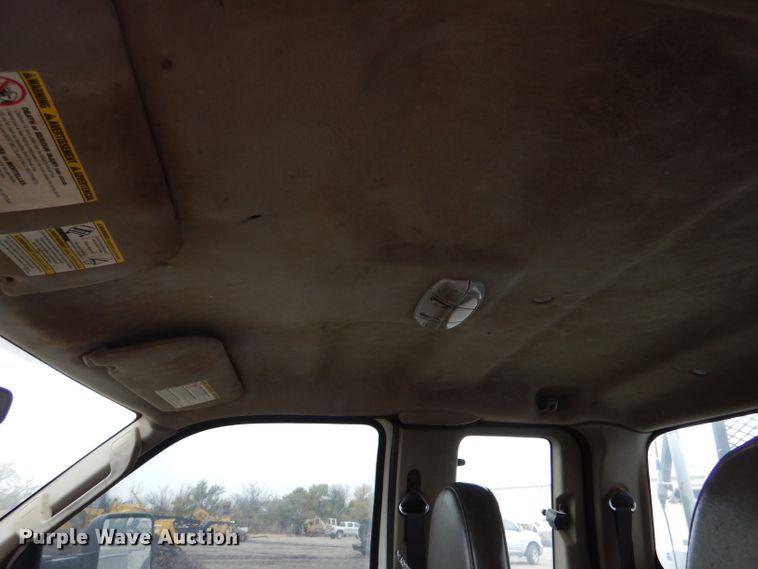 image for item DN5338 2009 Ford F350 Super Duty  SuperCab utility bed pickup truck