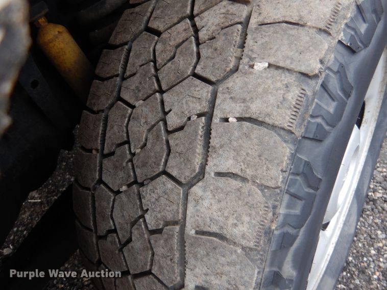 image for item DN5338 2009 Ford F350 Super Duty  SuperCab utility bed pickup truck