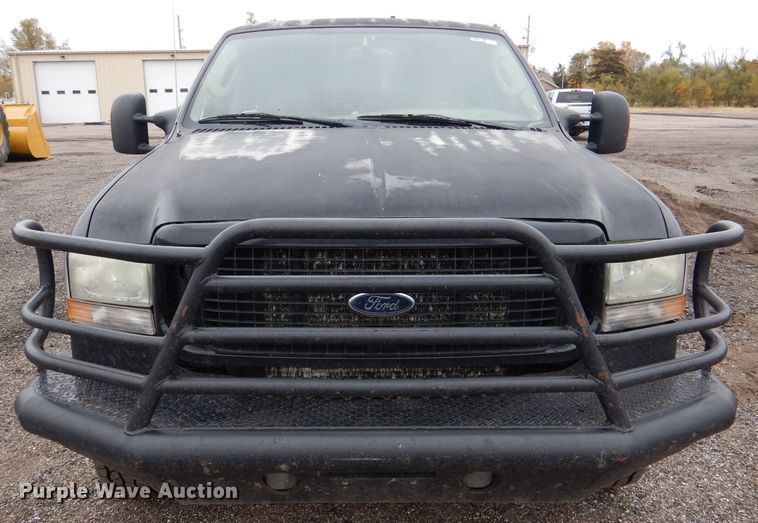 image for item DN5339 2004 Ford Excusrion  SUV