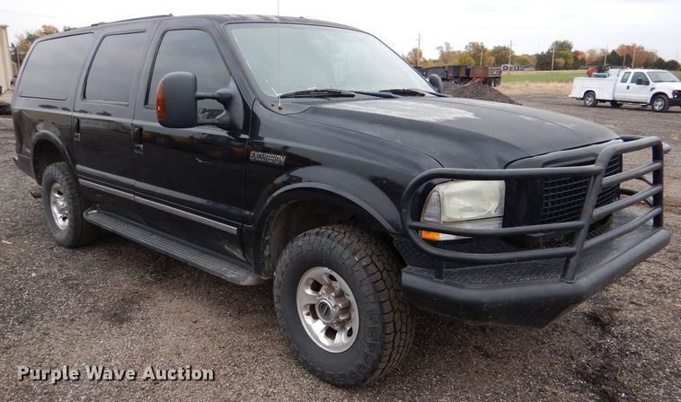 image for item DN5339 2004 Ford Excusrion  SUV