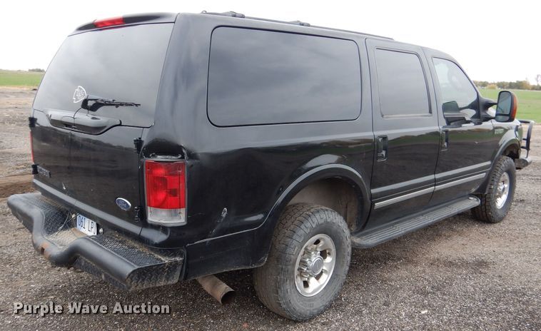 image for item DN5339 2004 Ford Excusrion  SUV