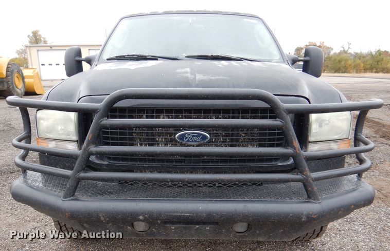 image for item DN5339 2004 Ford Excusrion  SUV