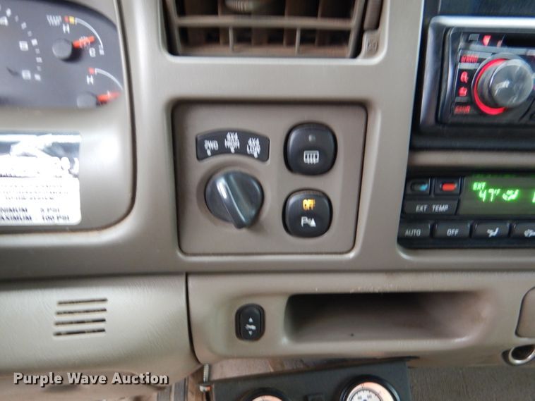 image for item DN5339 2004 Ford Excusrion  SUV