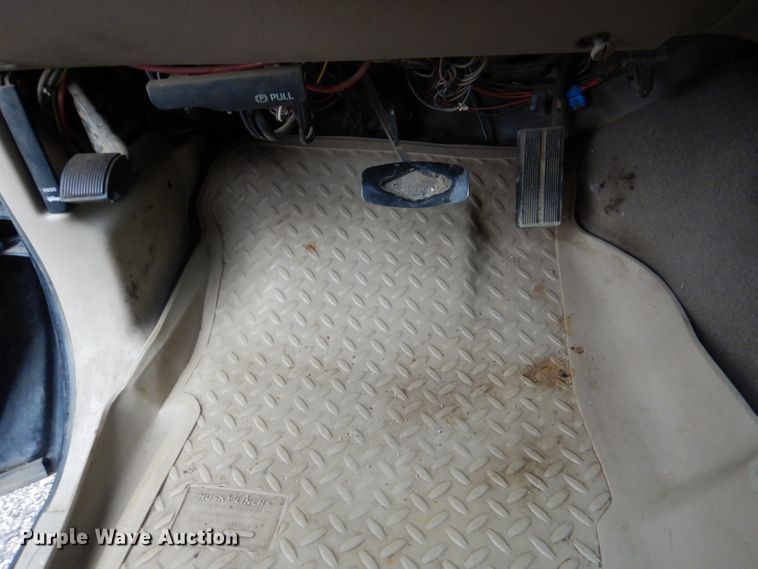 image for item DN5339 2004 Ford Excusrion  SUV