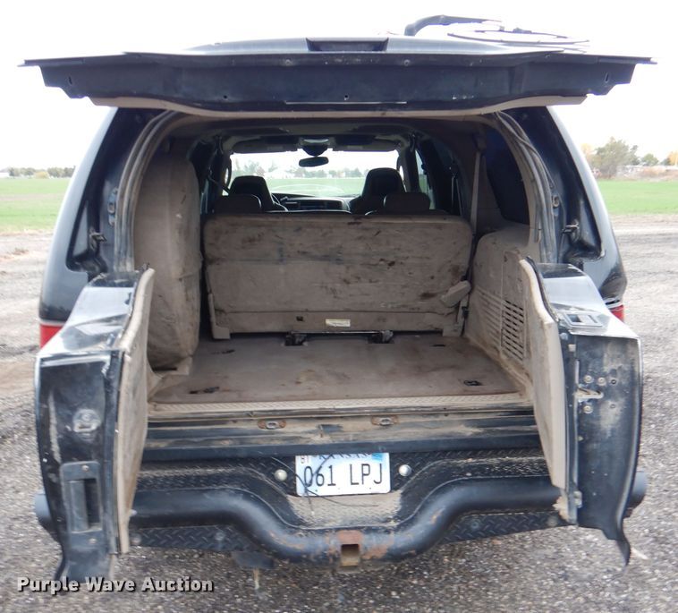 image for item DN5339 2004 Ford Excusrion  SUV