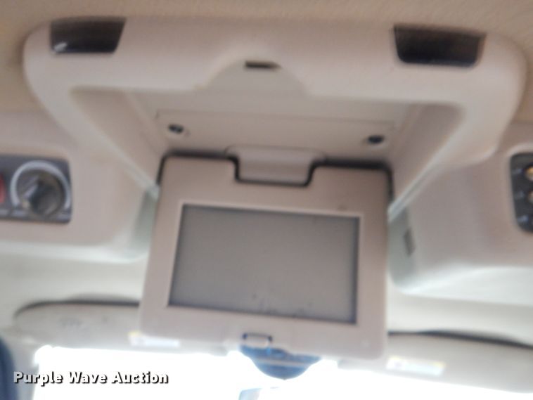 image for item DN5339 2004 Ford Excusrion  SUV