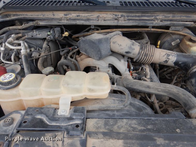 image for item DN5339 2004 Ford Excusrion  SUV