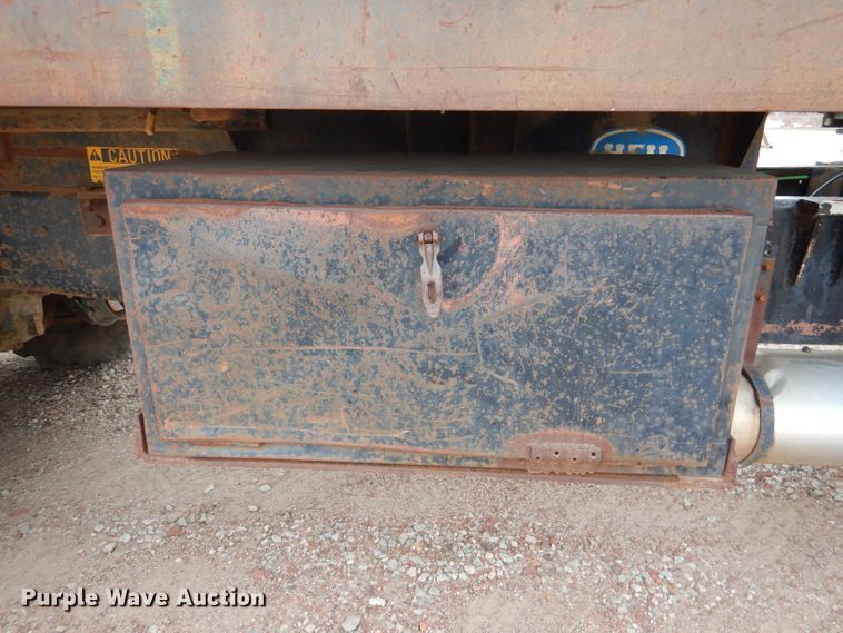 image for item DN5348 1985 Ford LNT8000  dump flatbed truck